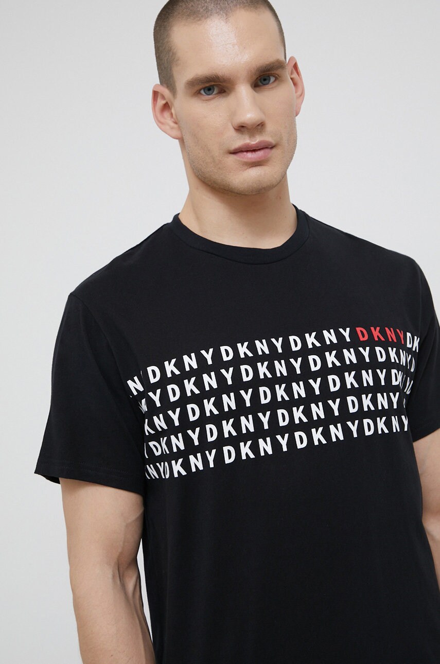 

Пижамная футболка Dkny цвет чёрный с принтом