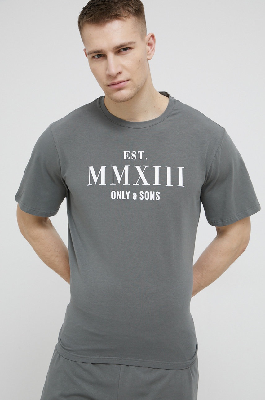 

Піжама Only & Sons чоловіча колір сірий з принтом
