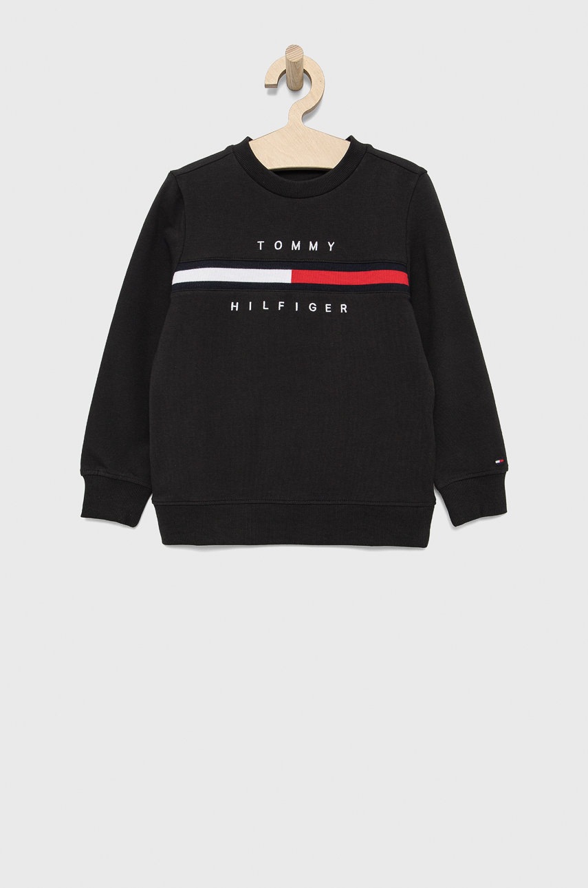 

Детски суичър Tommy Hilfiger в черно с апликация, Черен
