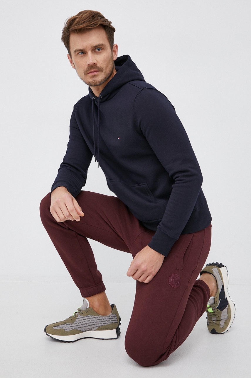 

Суичър Tommy Hilfiger мъжки в тъмносиньо с изчистен дизайн, Тъмносин