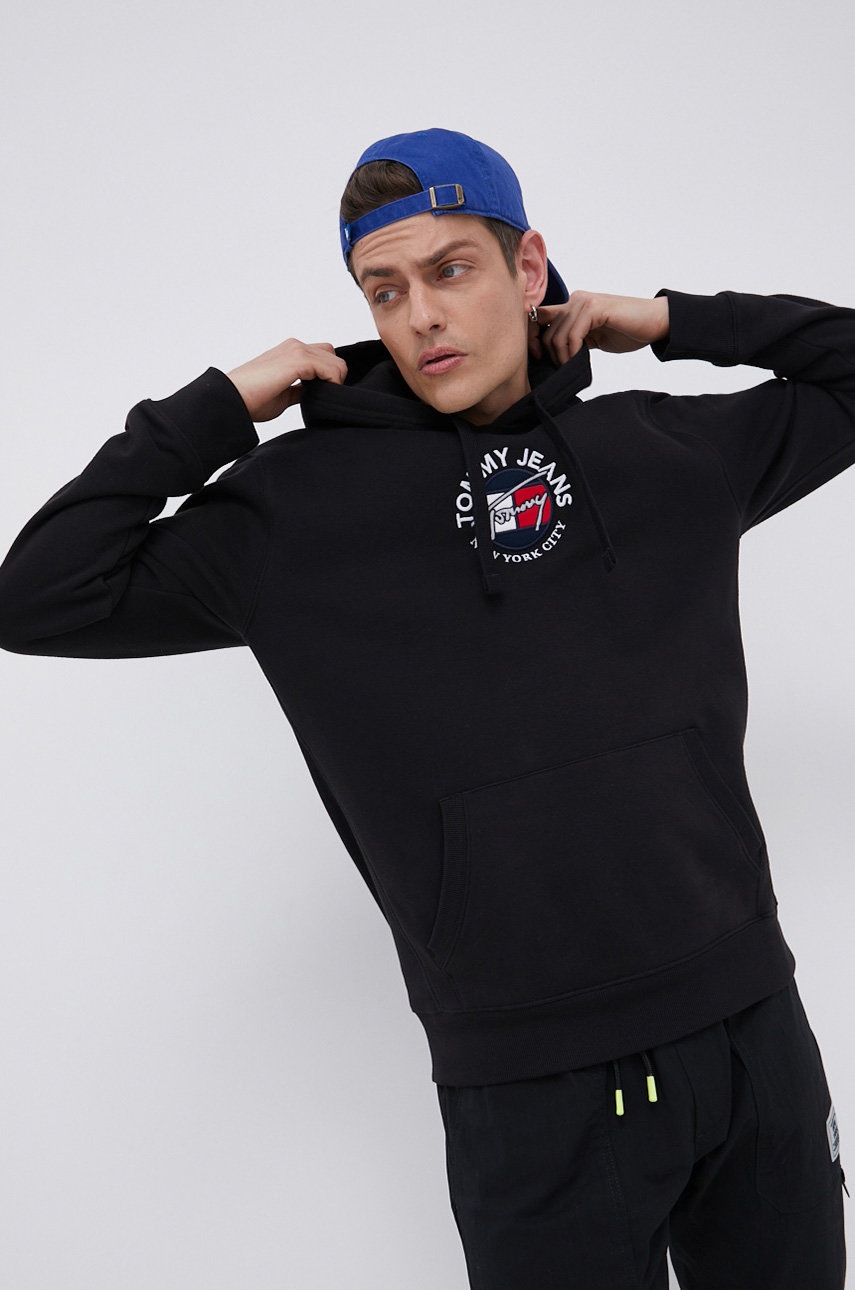 

Кофта Tommy Jeans мужская цвет чёрный с аппликацией