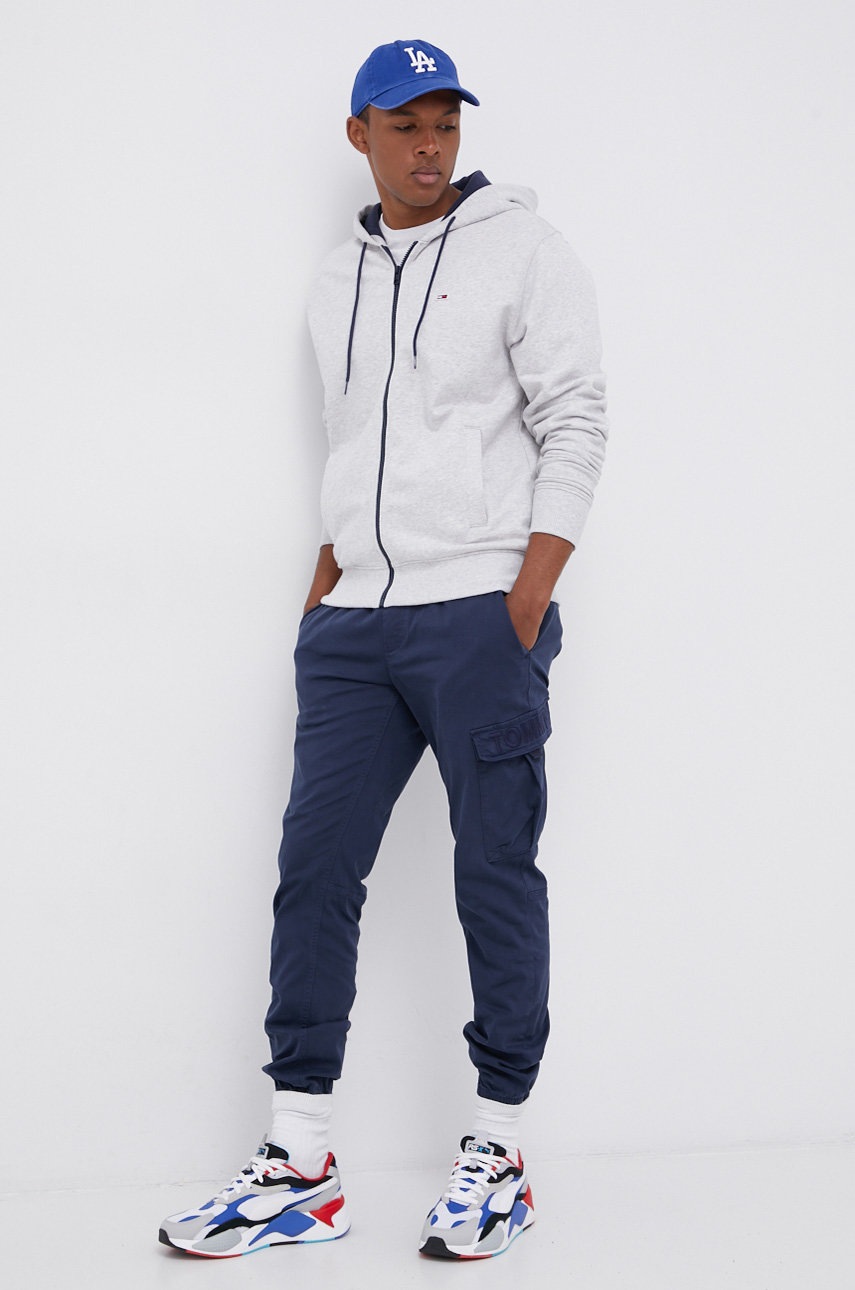 

Хлопковая кофта Tommy Jeans мужская цвет серый гладкая
