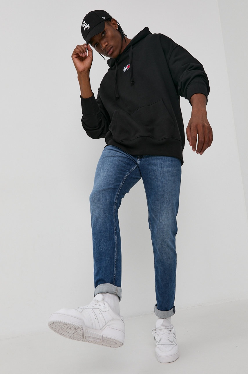 

Хлопковая кофта Tommy Jeans мужская цвет чёрный с аппликацией