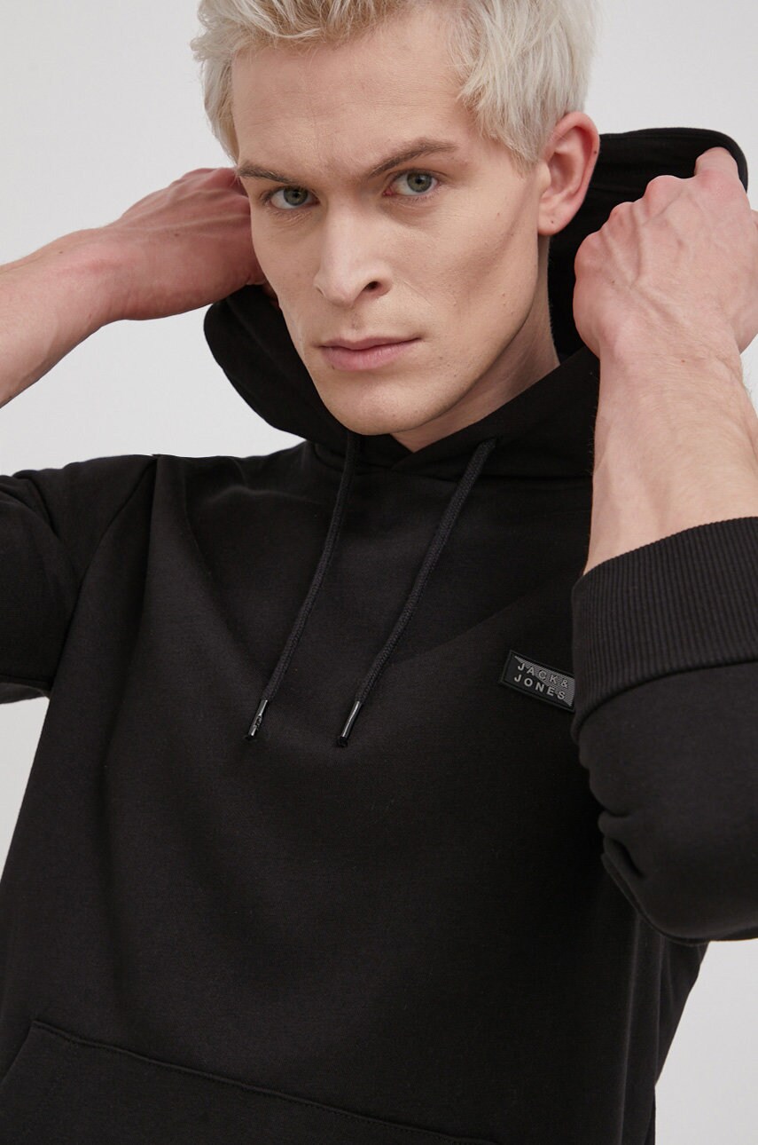 

Суичър Jack & Jones мъжки в черно с апликация, Черен
