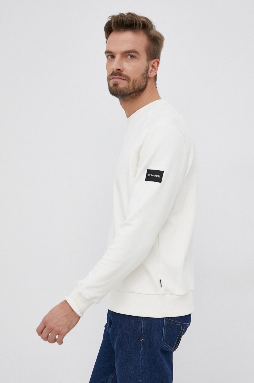 

Суичър Calvin Klein мъжки в кремаво с изчистен дизайн, Бежов