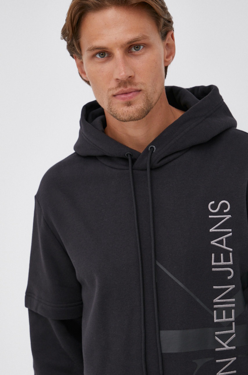 

Суичър Calvin Klein Jeans мъжки в черно с апликация, Черен