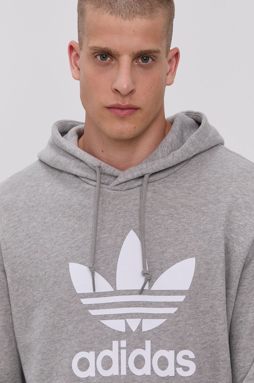 Adidas Originals Hanorac de bumbac barbati culoarea gri cu imprimeu