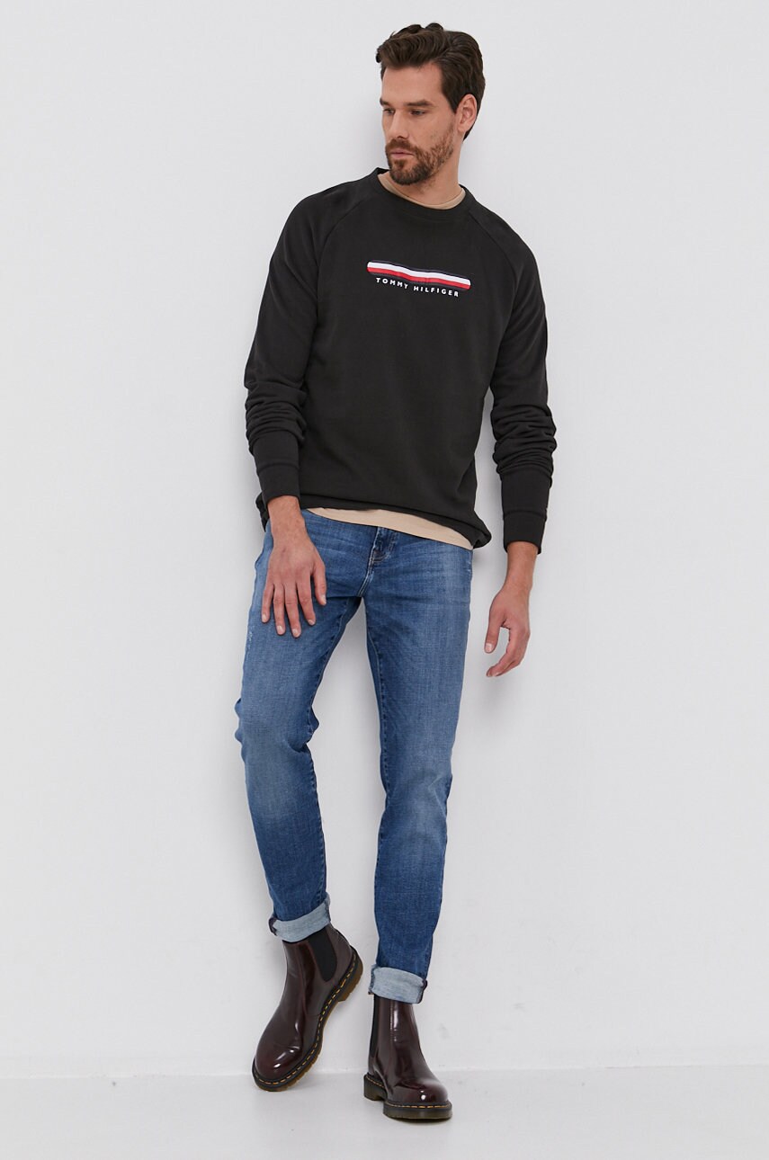 

Суичър Tommy Hilfiger мъжки в черно с принт, Черен
