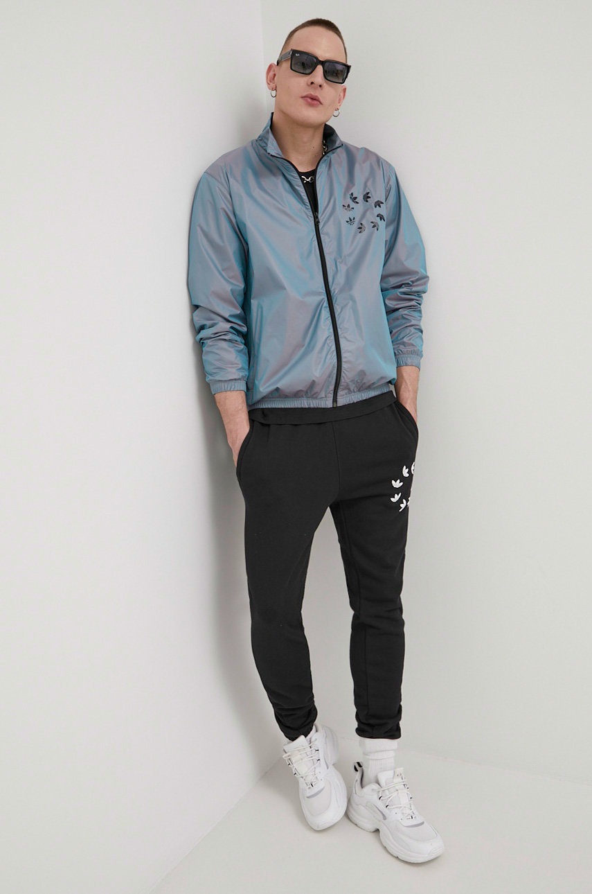 

Куртка adidas Originals H35655 чоловіча перехідна