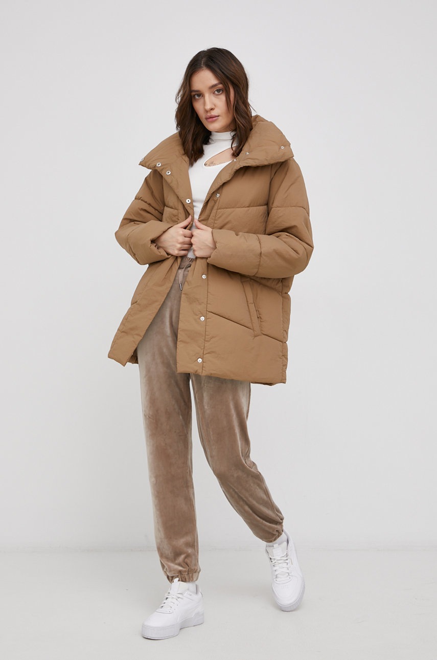 

Лонгслив Vero Moda женский цвет белый с полугольфом