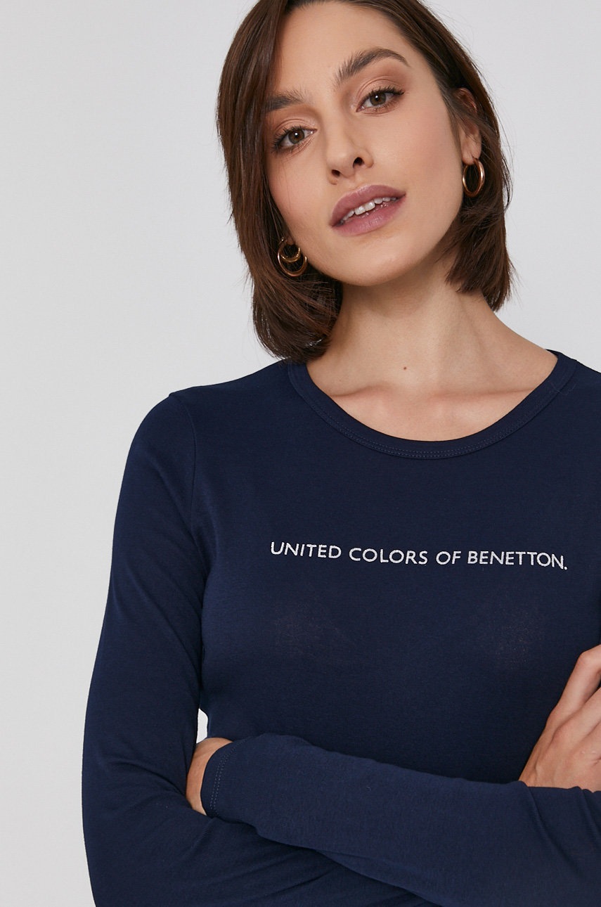 Βαμβακερό πουκάμισο με μακριά μανίκια United Colors of Benetton χρώμα: ναυτικό μπλε φωτογραφία