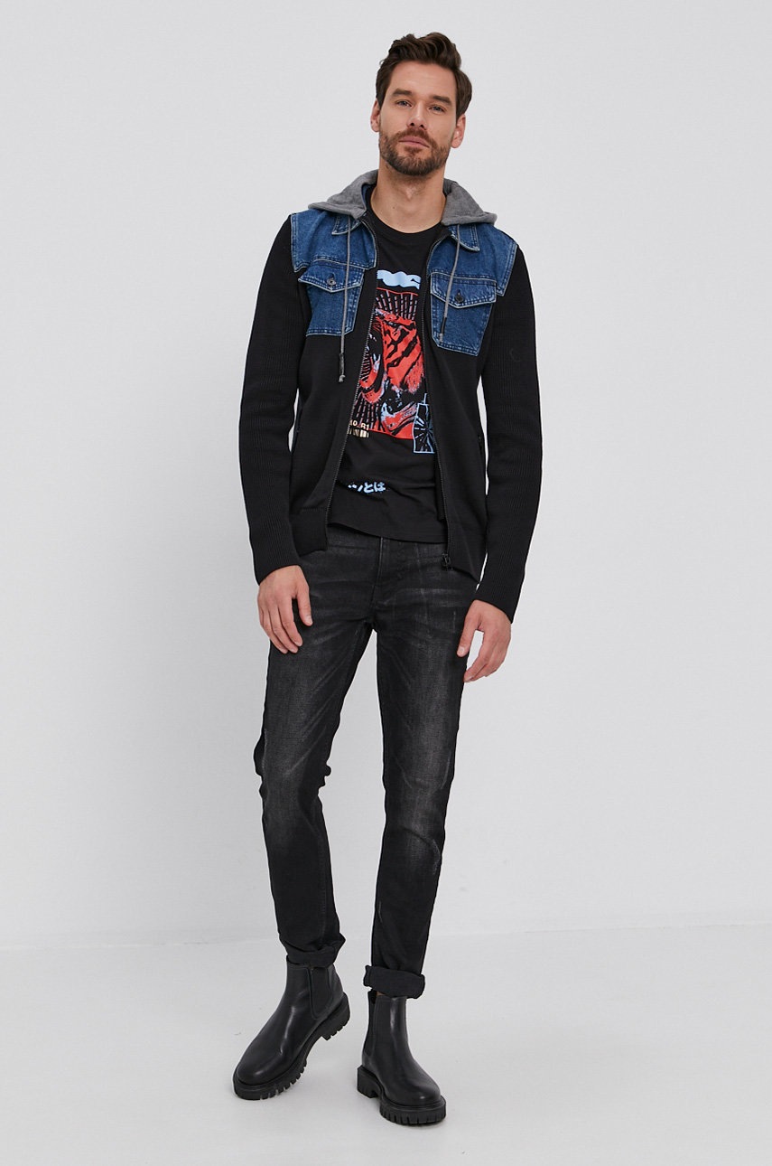 

Хлопковый лонгслив Guess цвет чёрный гладкий
