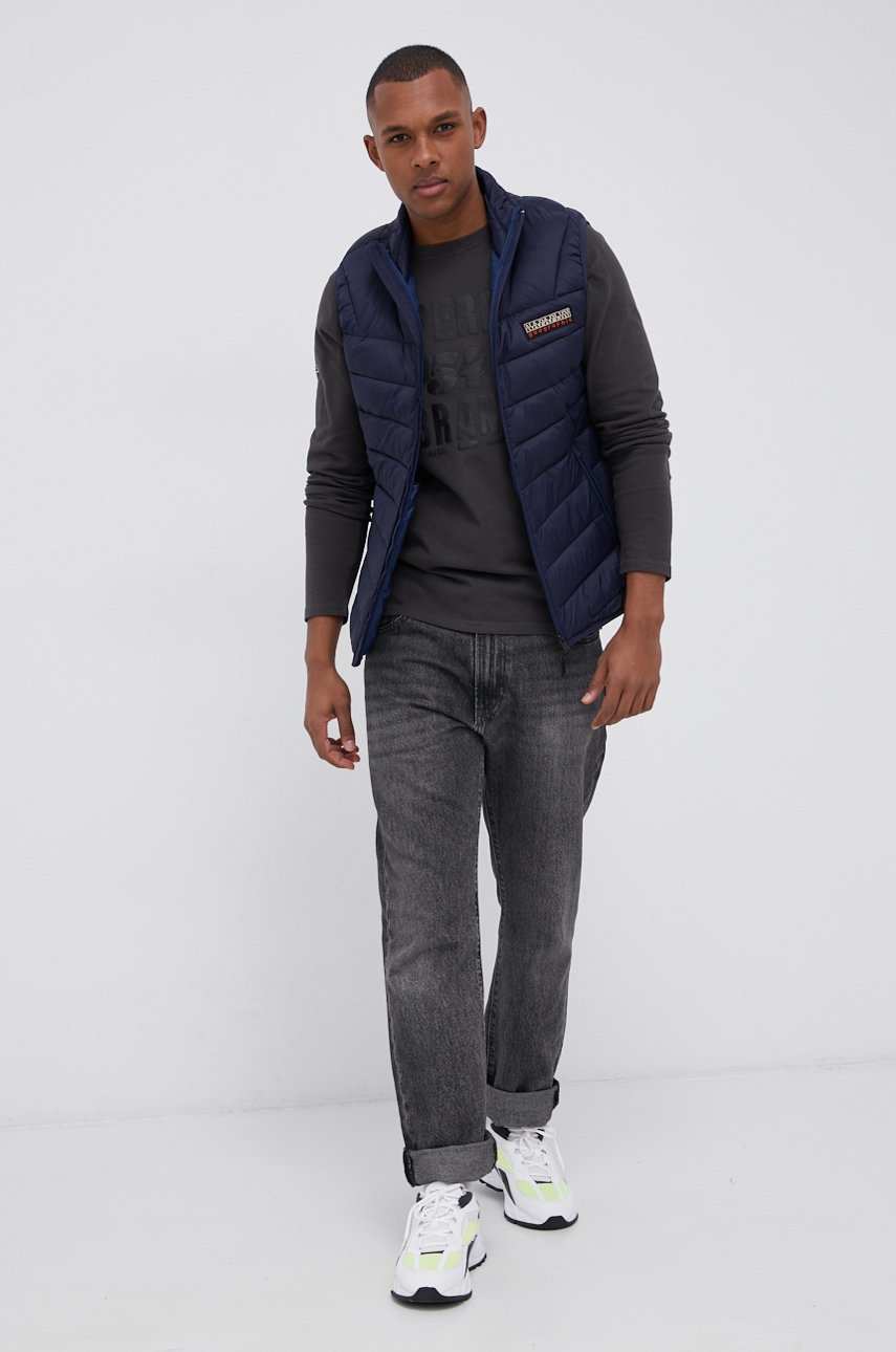 

Хлопковый лонгслив Superdry цвет серый с принтом