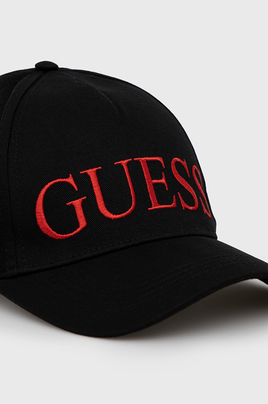 

Кепка Guess цвет чёрный с аппликацией