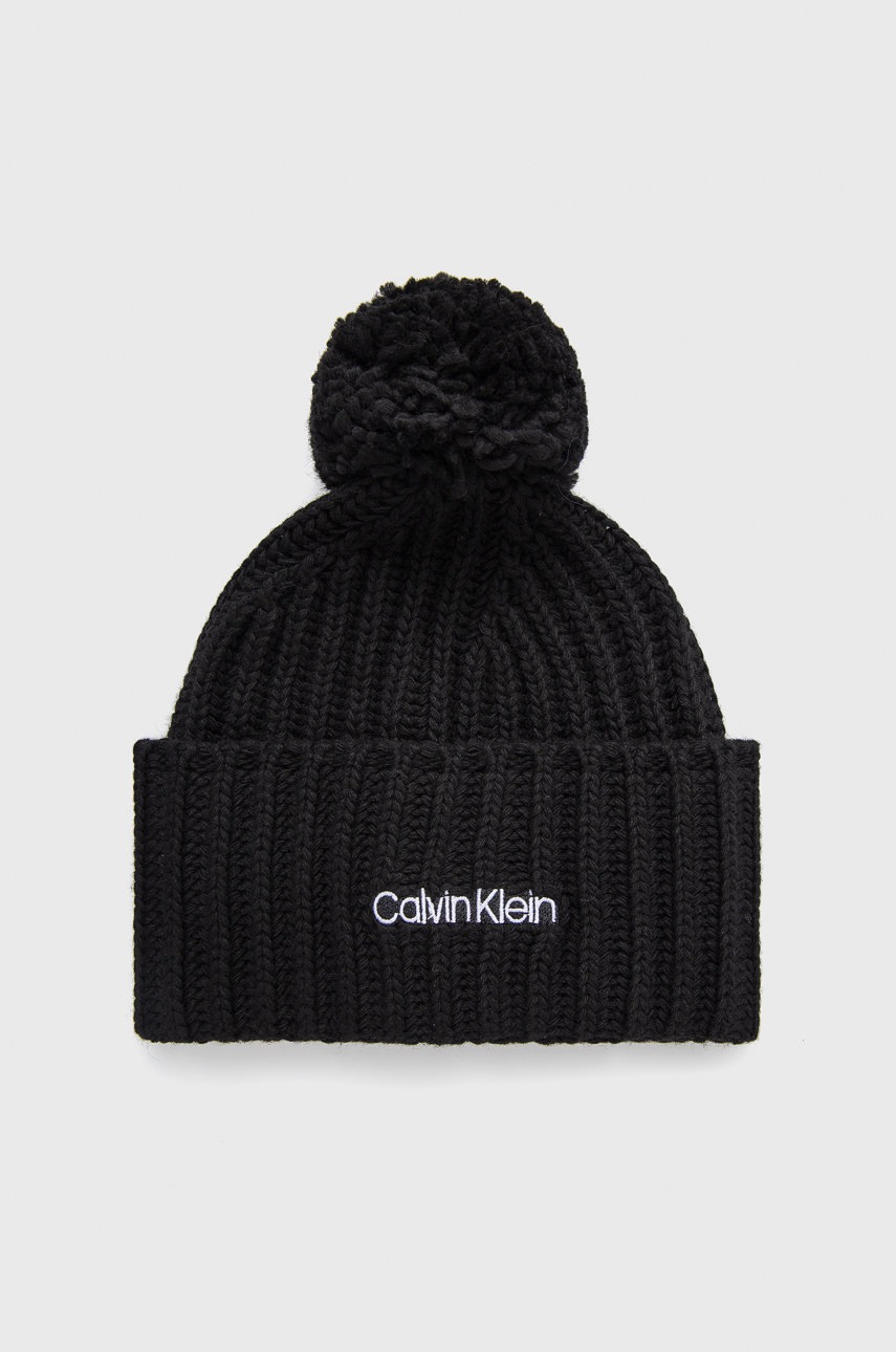 

Шапка с вълна Calvin Klein в черно с фина плетка, Черен
