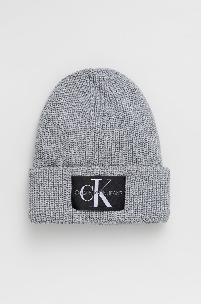 

Calvin Klein Jeans - Шапка, Сив