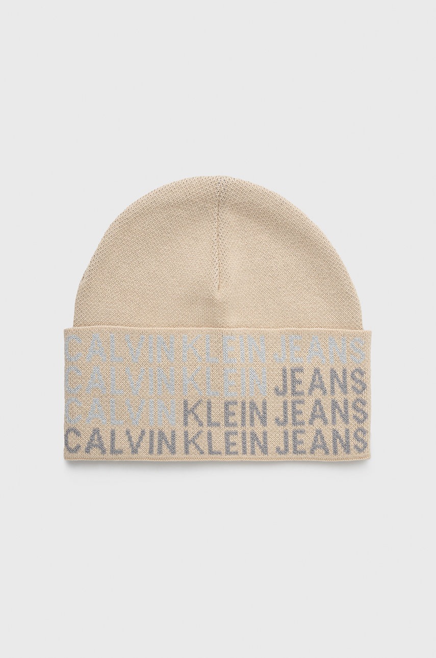 

Шапка Calvin Klein Jeans в прозрачен цвят от памук, Бежов