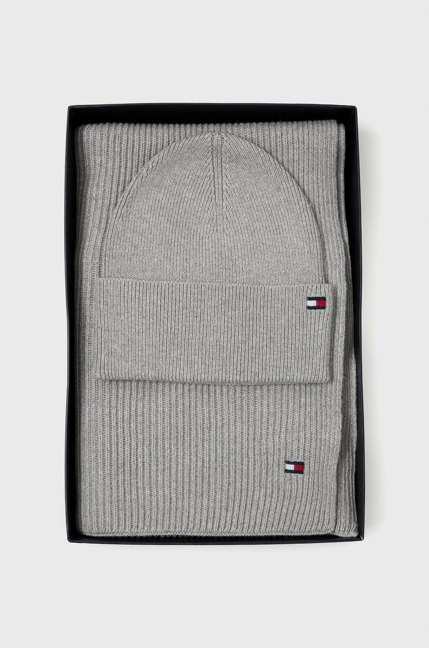 

Шапка и шал с кашмир Tommy Hilfiger в сиво, Сив