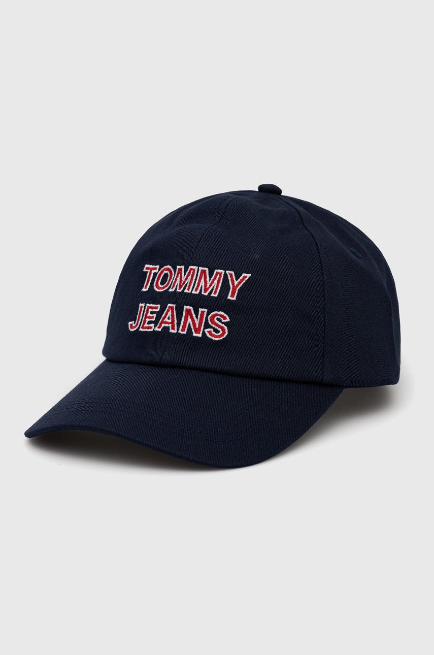 Tommy Jeans Căciulă culoarea albastru marin, cu imprimeu answear.ro imagine noua 2022