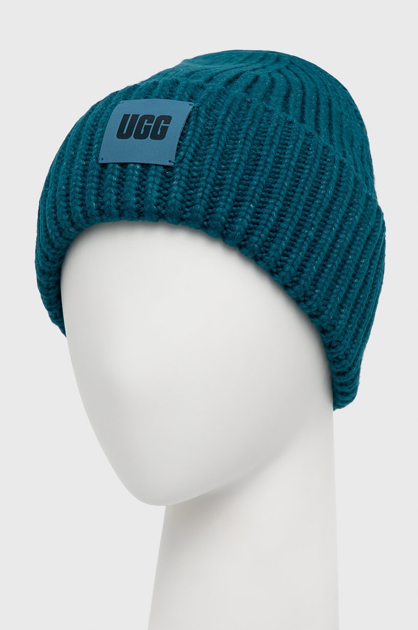 

Шапка с примесью шерсти UGG из толстого трикотажа
