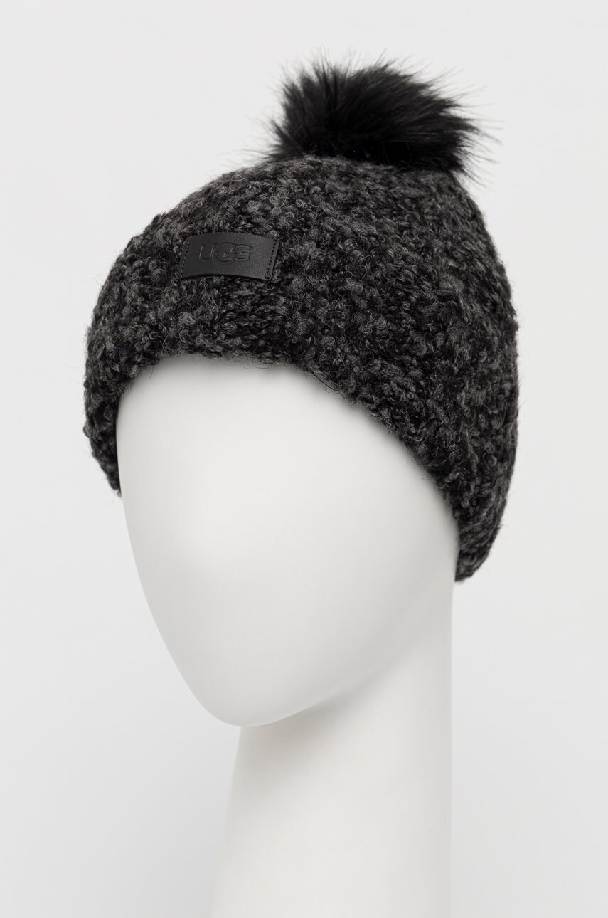 

Шапка з домішкою вовни UGG Boucle Knit Cuff Pom колір чорний з товстого трикотажу