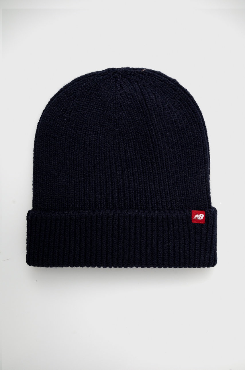 

Шапка New Balance LAH93015TNV.D в тъмносиньо, Тъмносин
