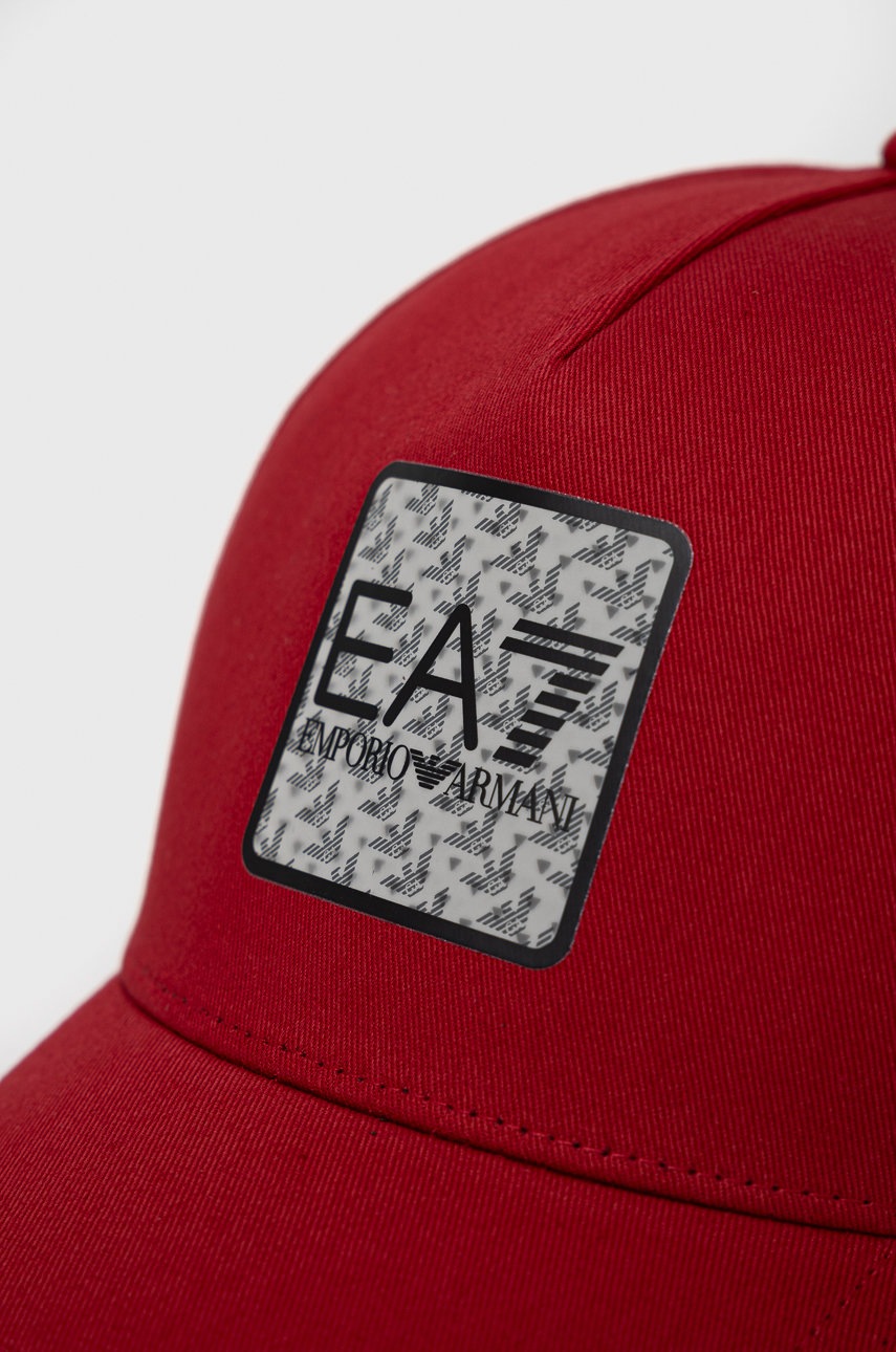 

Кепка EA7 Emporio Armani колір червоний з аплікацією
