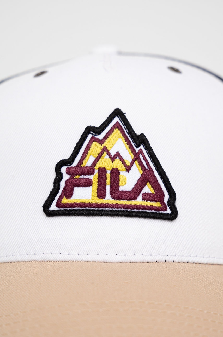 

Кепка Fila цвет белый с аппликацией
