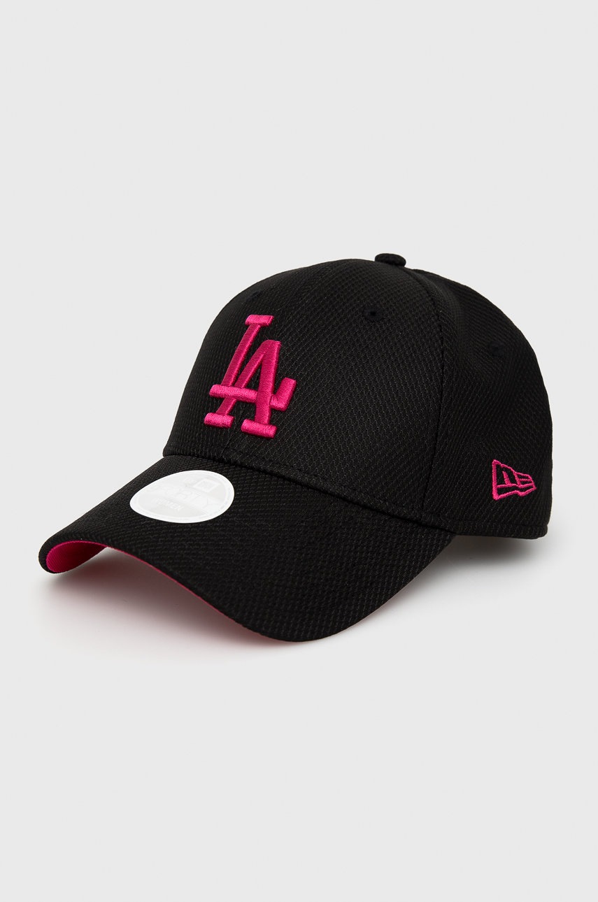 

Шапка New Era в черно с изчистен дизайн, Черен