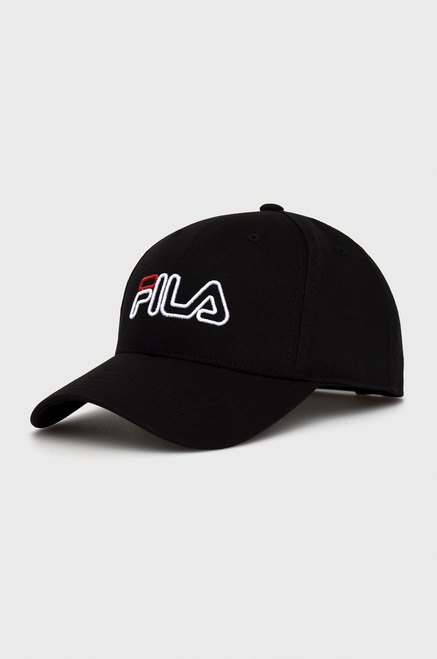 

Памучна шапка Fila в черно с изчистен дизайн, Черен