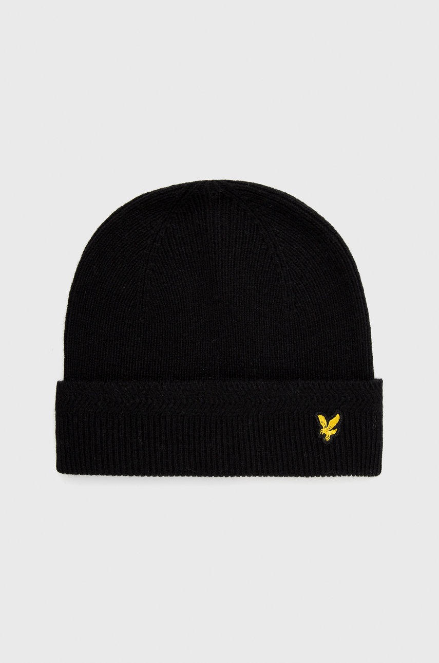 

Шапка Lyle & Scott в черно с фина плетка от вълна, Черен