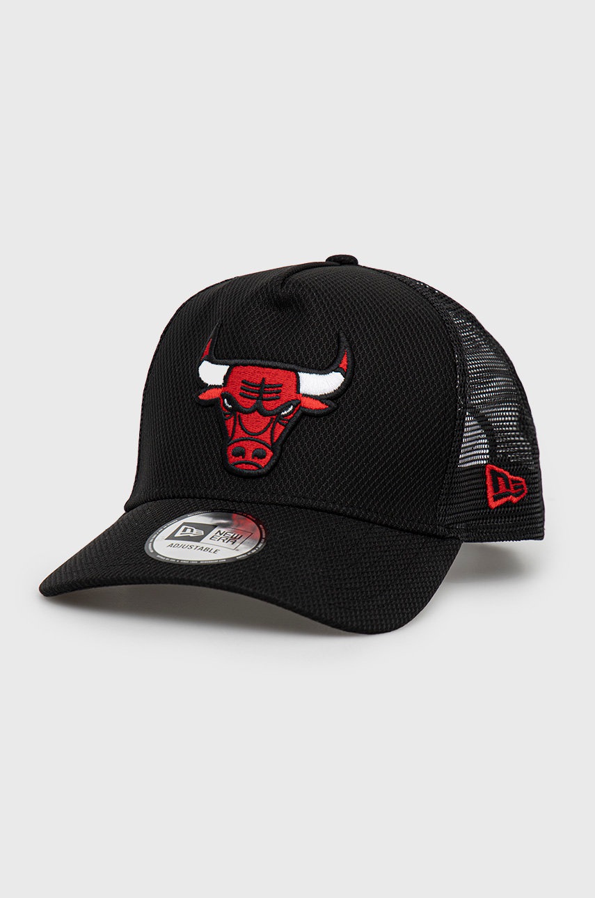

Шапка New Era в черно с апликация, Черен