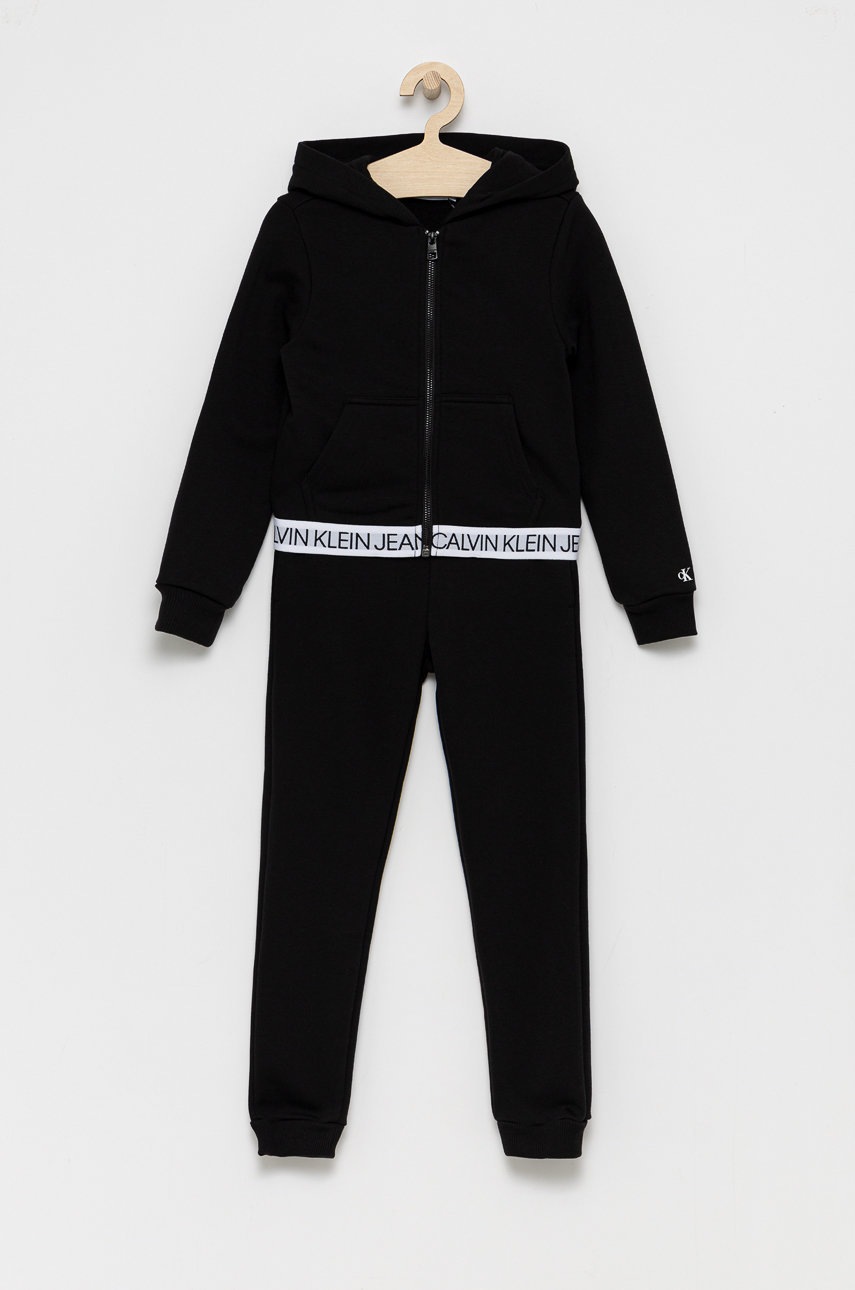 

Детски анцуг Calvin Klein Jeans в черно, Черен