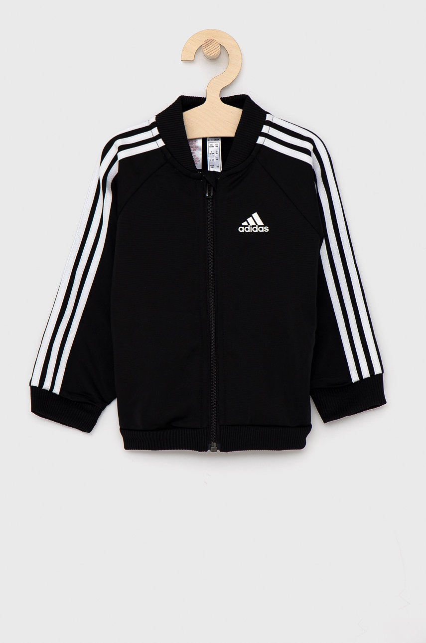 

Детский спортивный костюм adidas цвет чёрный