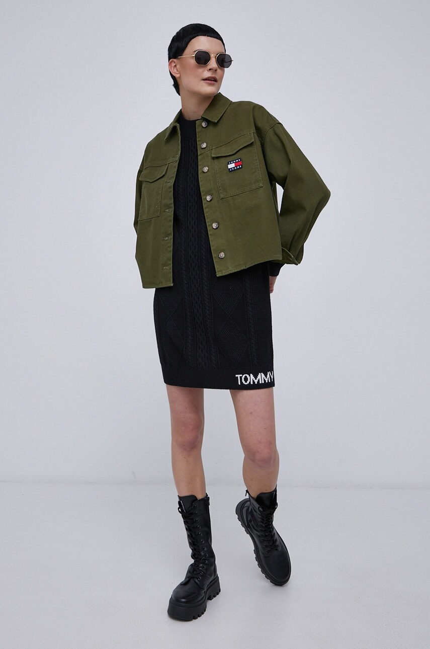 

Хлопковая рубашка Tommy Jeans женская relaxed классический воротник