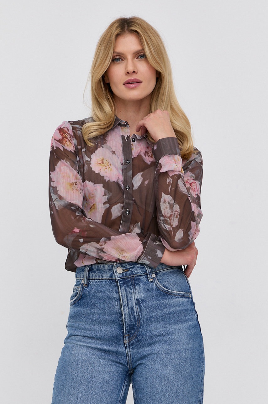 

Риза Guess дамска в розово със стандартна кройка с класическа яка, Розов