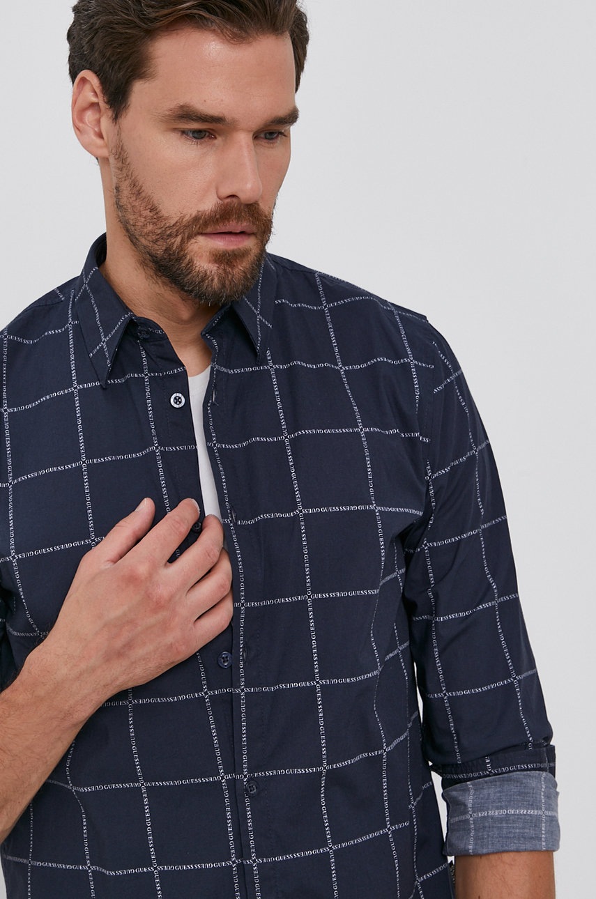 

Риза Guess мъжка в тъмносиньо с кройка по тялото с класическа яка, Тъмносин
