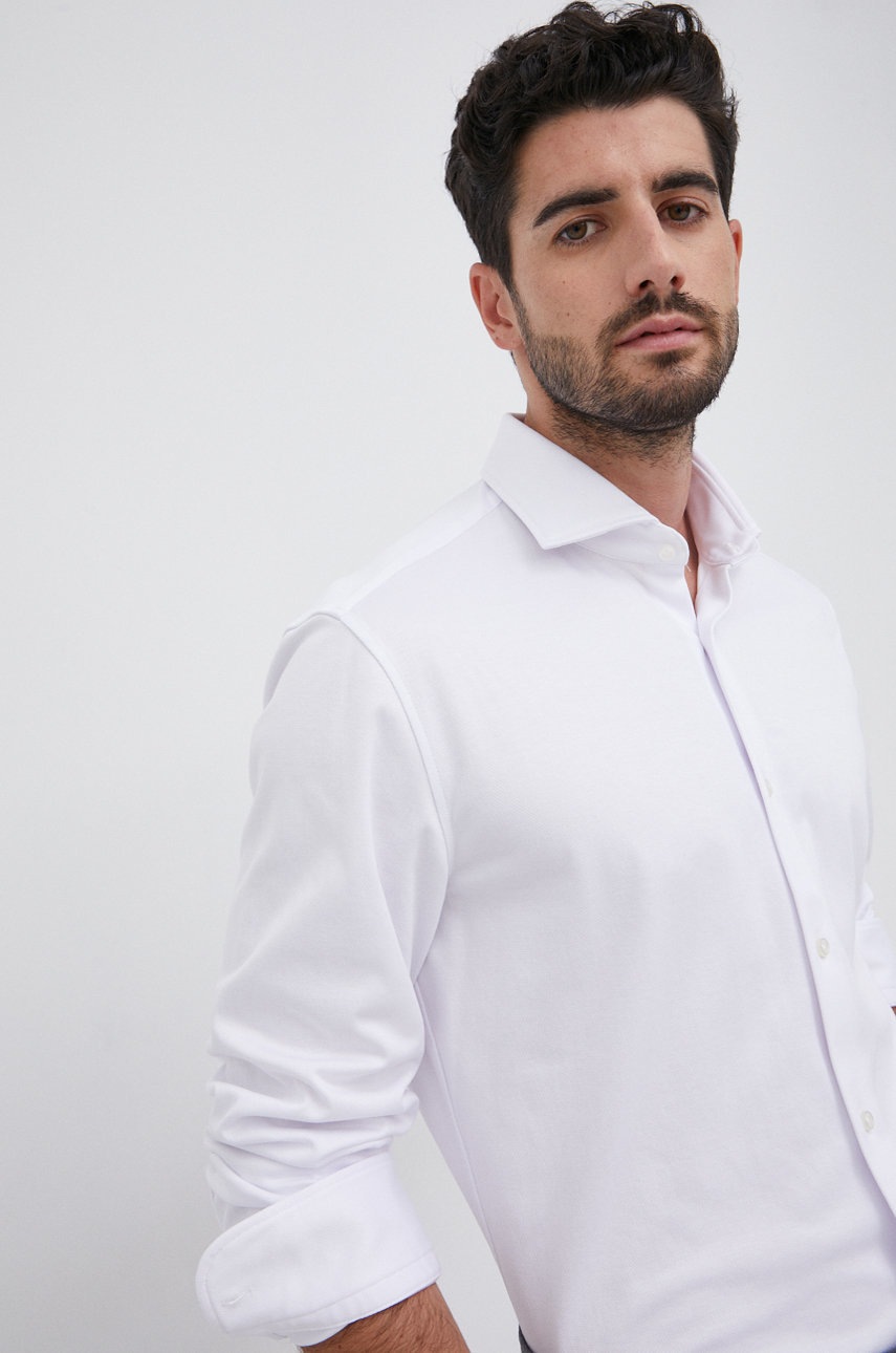 

Риза Boss мъжка в бяло с кройка по тялото с италианска яка, Бял