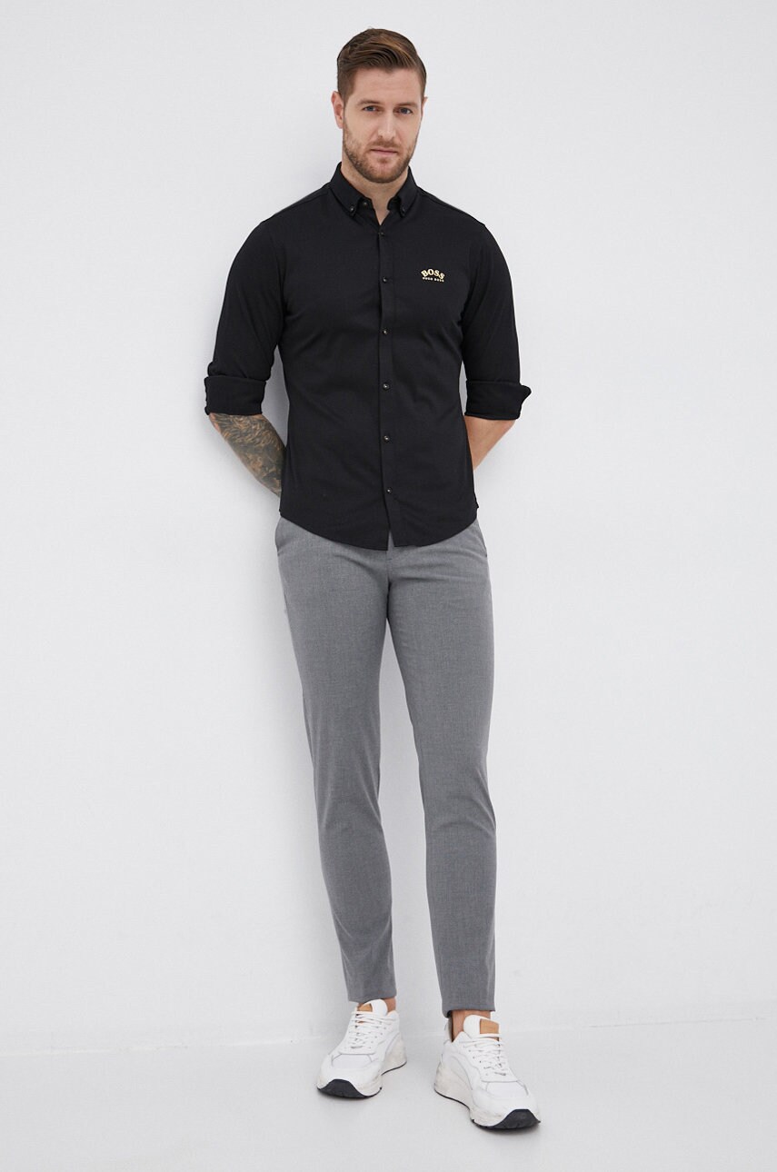 

Хлопковая рубашка Boss мужская цвет чёрный regular воротник button-down