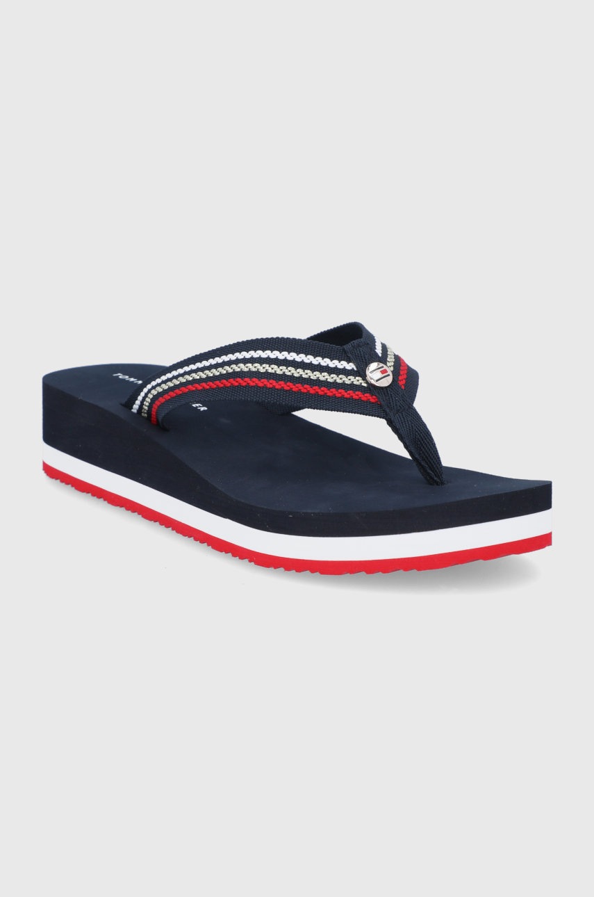 

В'єтнамки Tommy Hilfiger жіночі колір синій на платформі