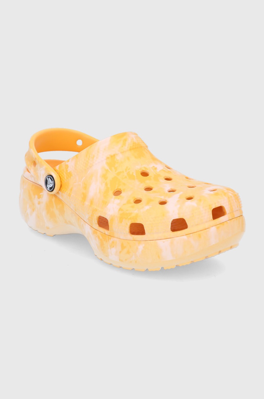 

Шлепанцы Crocs женские цвет оранжевый на платформе