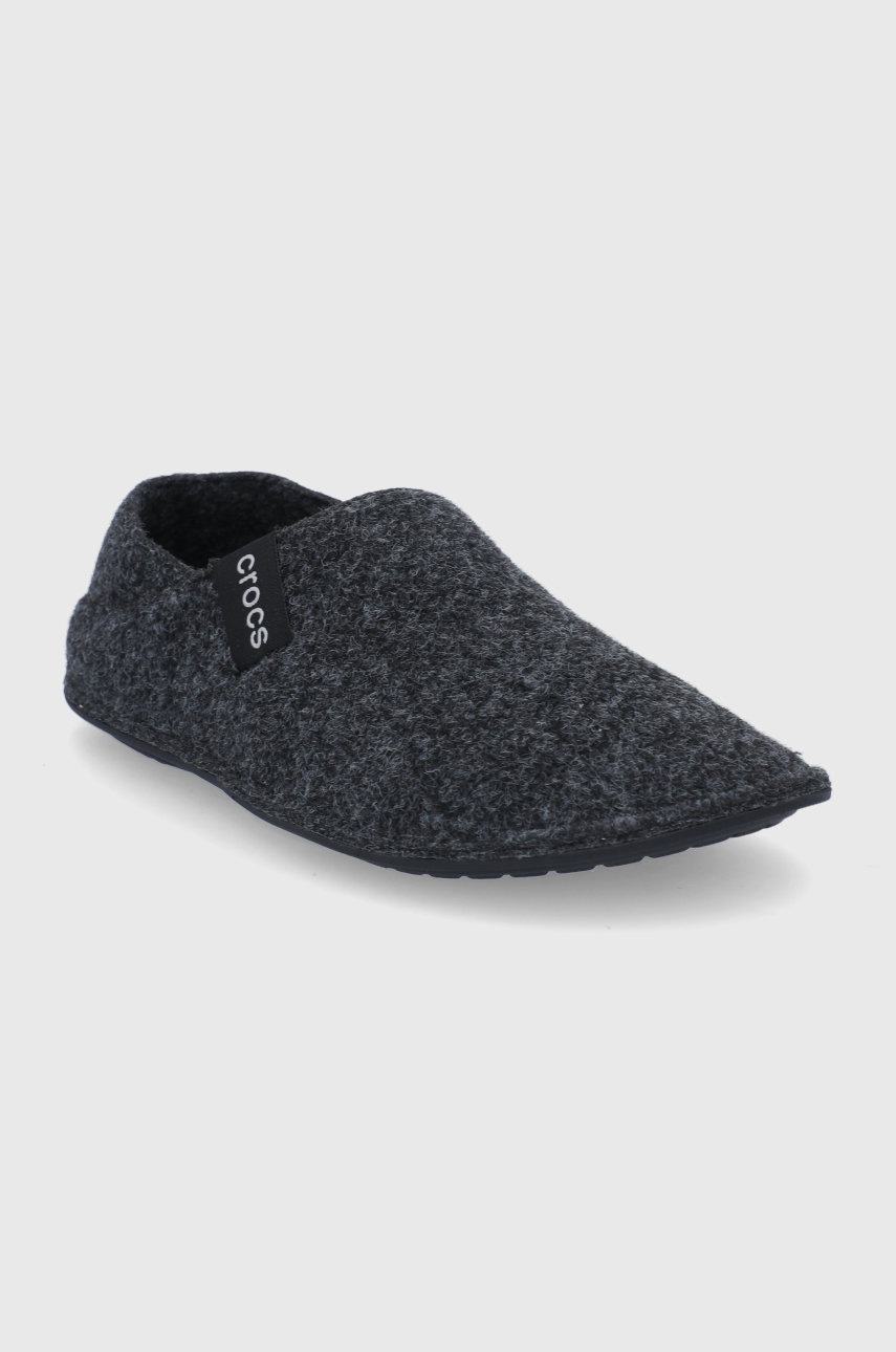 

Тапочки Crocs колір чорний