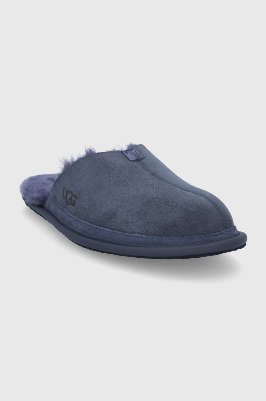 

Замшевые тапочки UGG M Hyde цвет синий