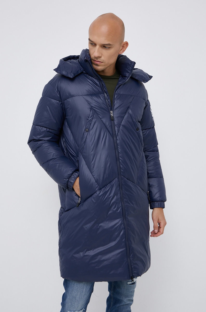 

Яке EA7 Emporio Armani мъжко в тъмносиньо със зимна изолация, Тъмносин