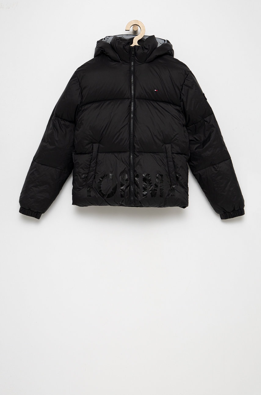 

Детско яке Tommy Hilfiger в черно, Черен