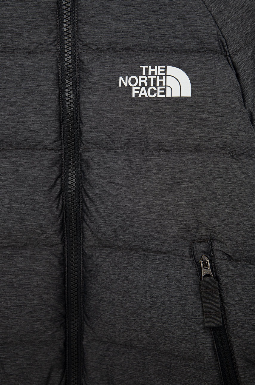 

Дитяча пухова куртка The North Face колір сірий