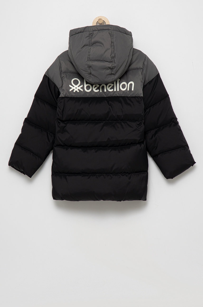 

Детская пуховая куртка United Colors of Benetton цвет чёрный