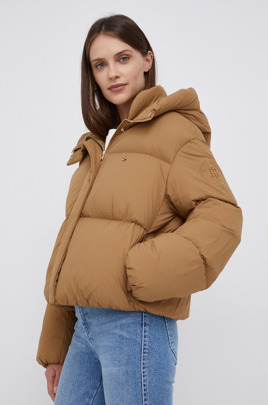 

Пухено яке Tommy Hilfiger дамско в бежово със зимна изолация, Бежов