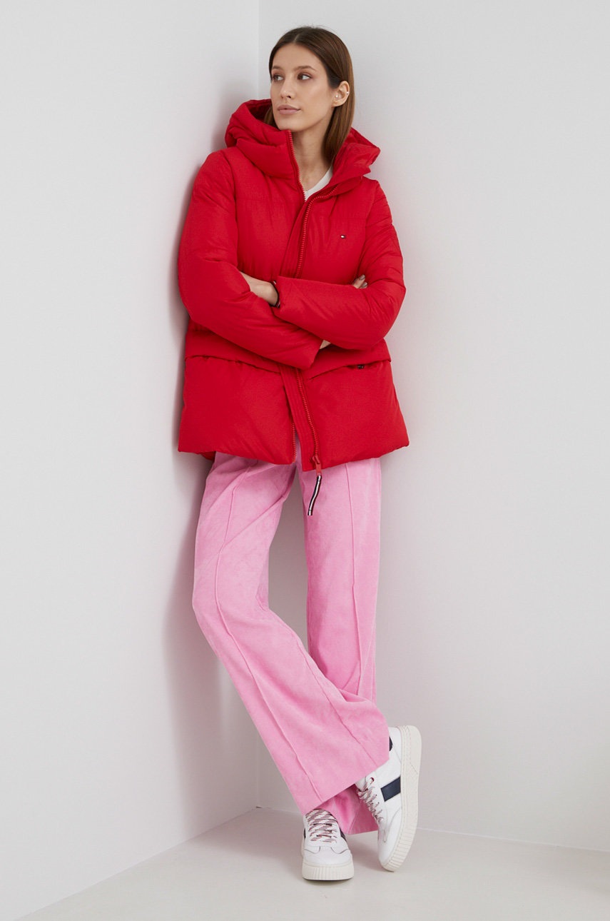 

Куртка Tommy Hilfiger жіноча колір червоний зимова oversize