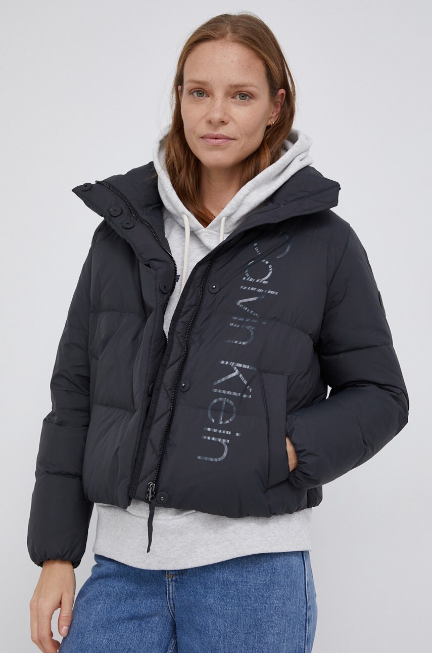 

Пуховая куртка Calvin Klein женская цвет чёрный зимняя